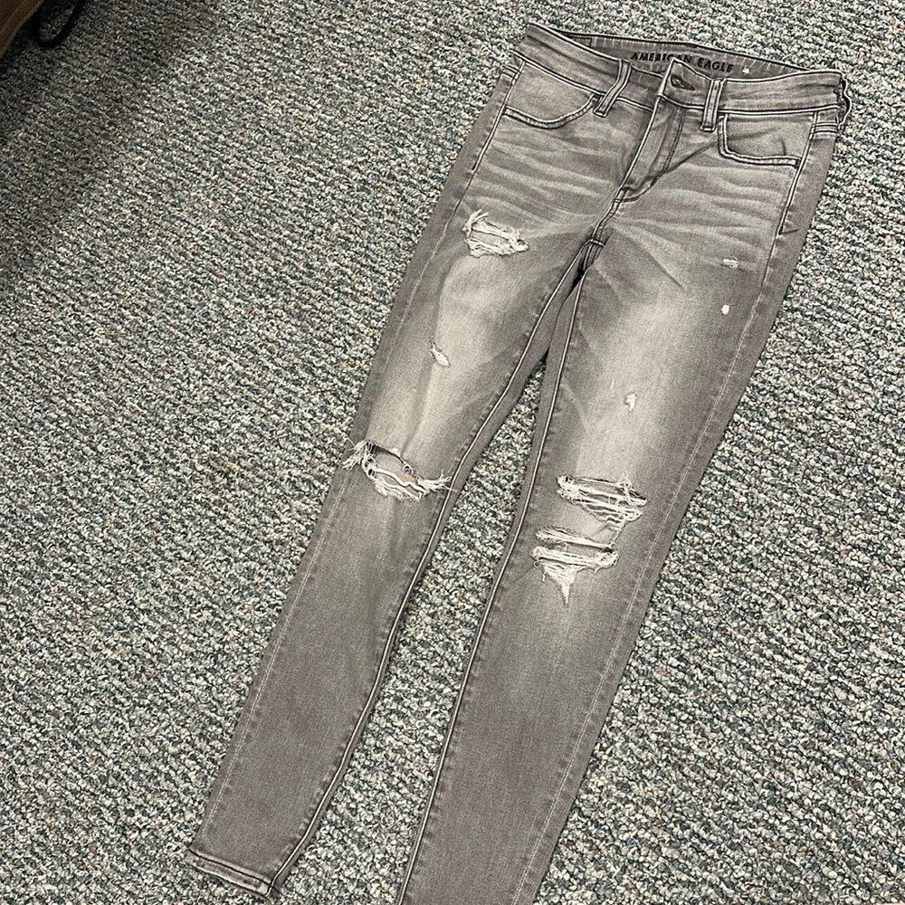 American Eagle Jeggings size 2 next level stretch Gray